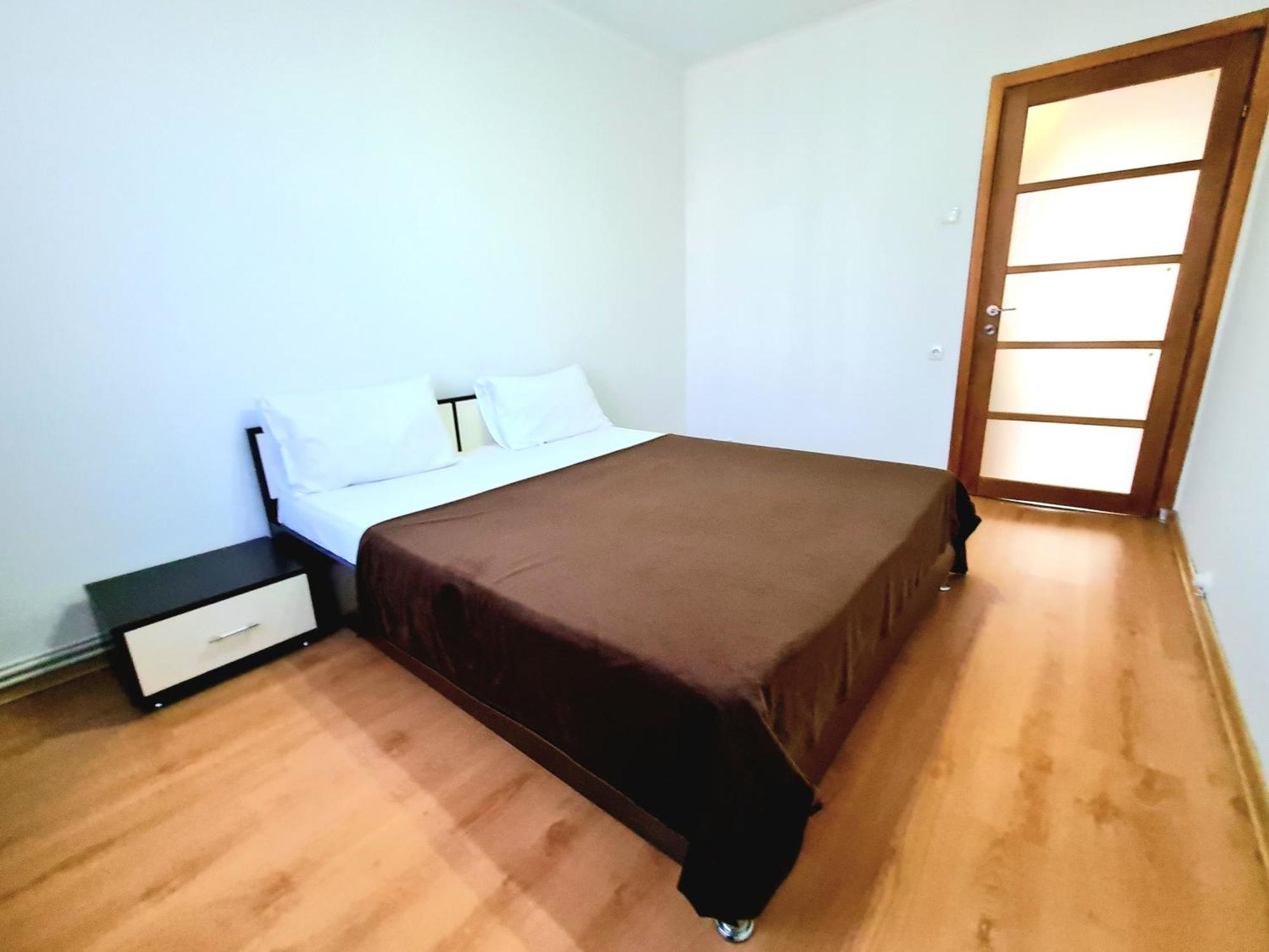 Apartament 2 Bedrooms, Botanica Chişinău Eksteriør billede